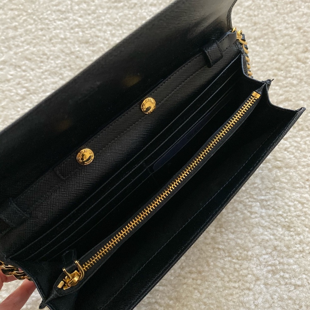 Prada Black Wallet on Chain - Picture 4 of 5